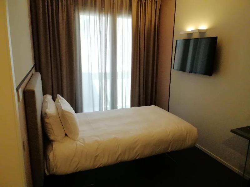 Open Hotel - image 14