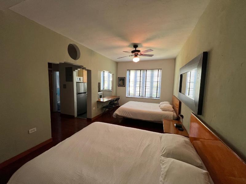Sherbrooke All Suites Hotel - image 31