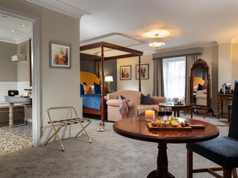 Junior Suite image 3
