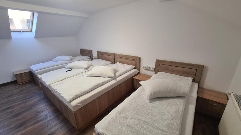 Quadruple Room image 1