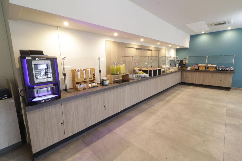 City Express Plus by Marriott Monterrey Galerias - image 8