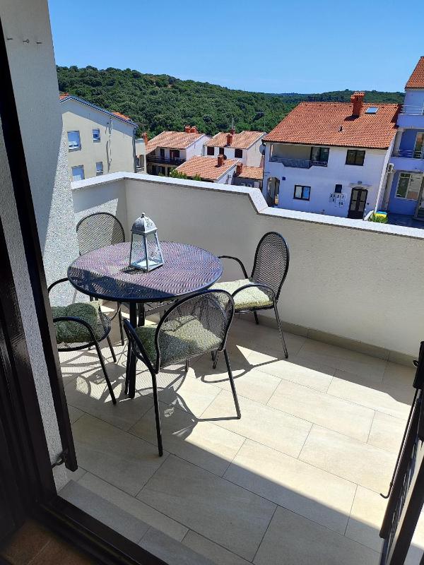 Two-Bedroom Apartment with Terrace image 2