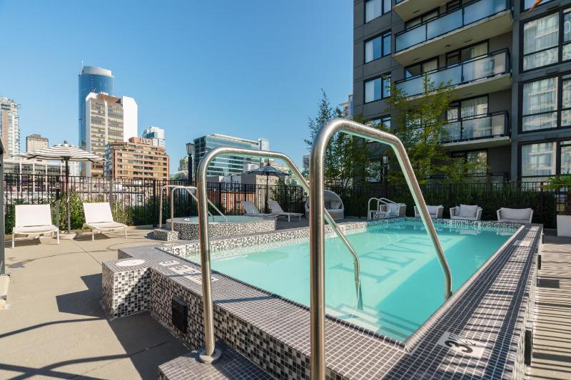 Level Vancouver Yaletown Seymour - image 16
