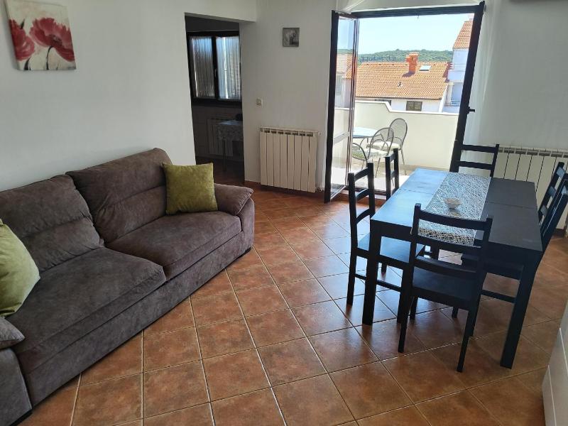 Two-Bedroom Apartment with Terrace image 4