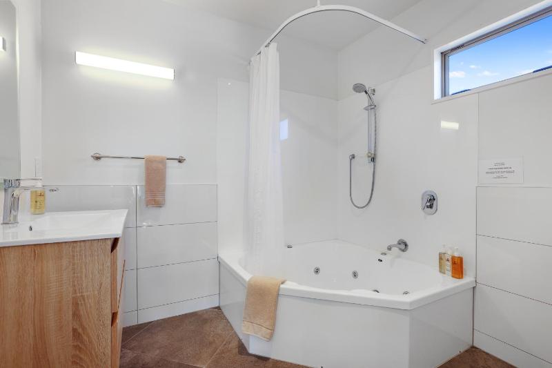 Lorenzo Motor Lodge - image 11
