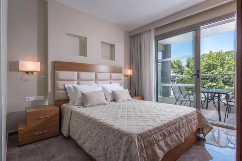 Executive Suite image 2