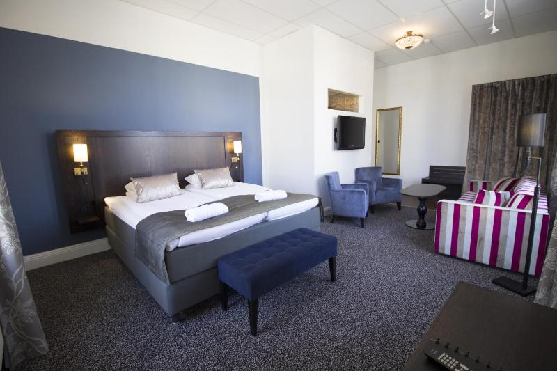 Junior Suite image 3