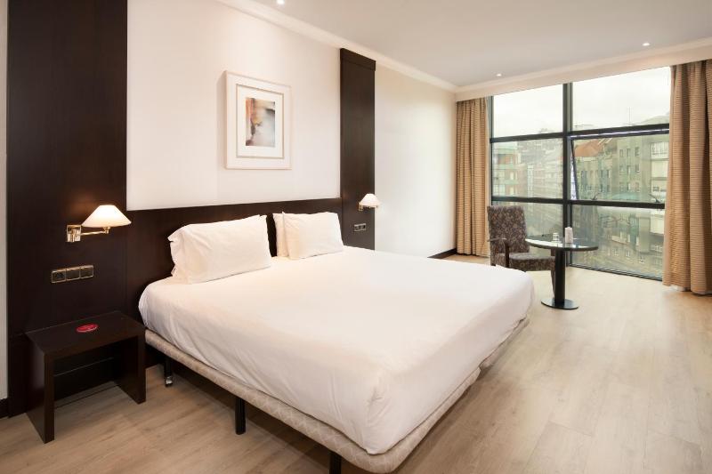 Standard Double or Twin Room image 4
