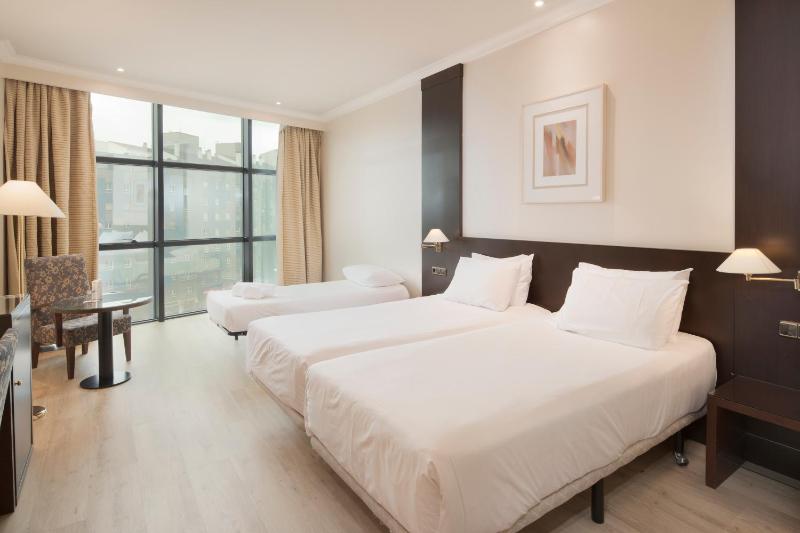 Standard Double or Twin Room (3 Adults) image 3