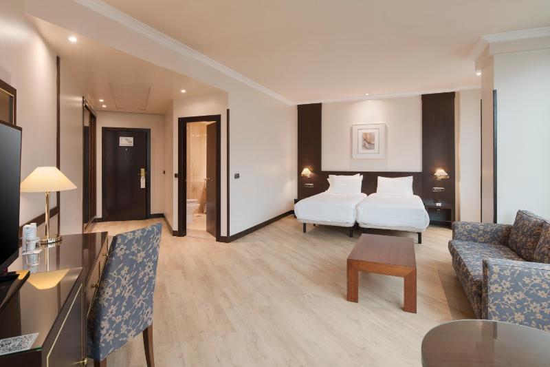 Superior Double or Twin Room image 3
