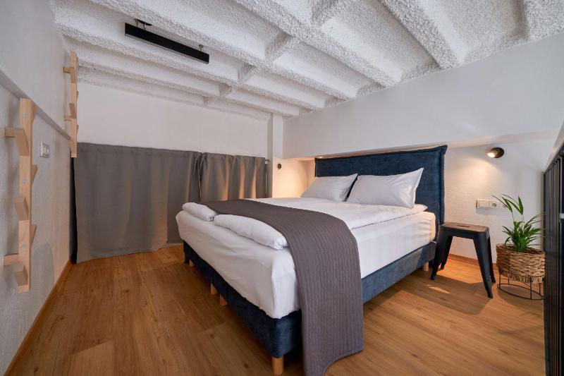 Queen Barbora Central Lofts - image 6