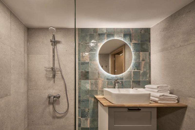 Queen Barbora Central Lofts - image 43
