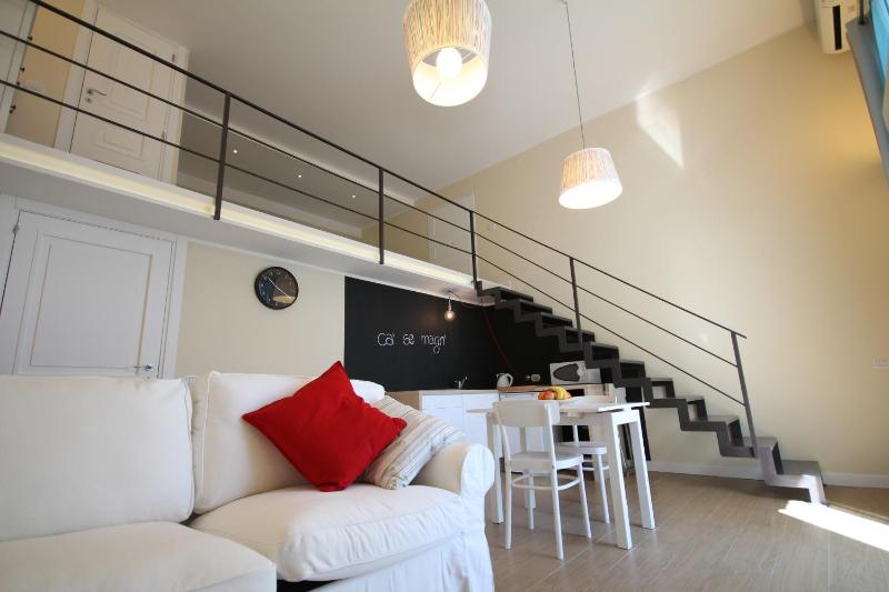 Studio with Balcony and Sea View (4 Adults) - Split Level image 1