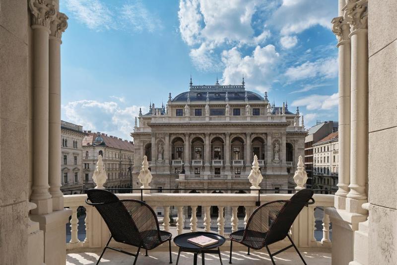 W Budapest - image 15