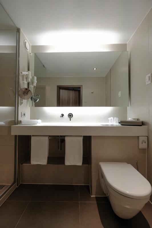 Junior Suite image 2