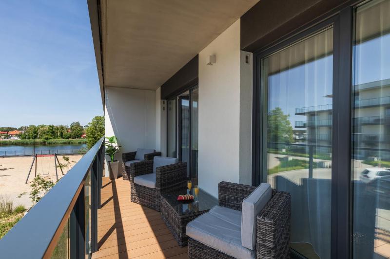 Lux Wellness Resort Apartments by the River by Renters Prestige - image 18