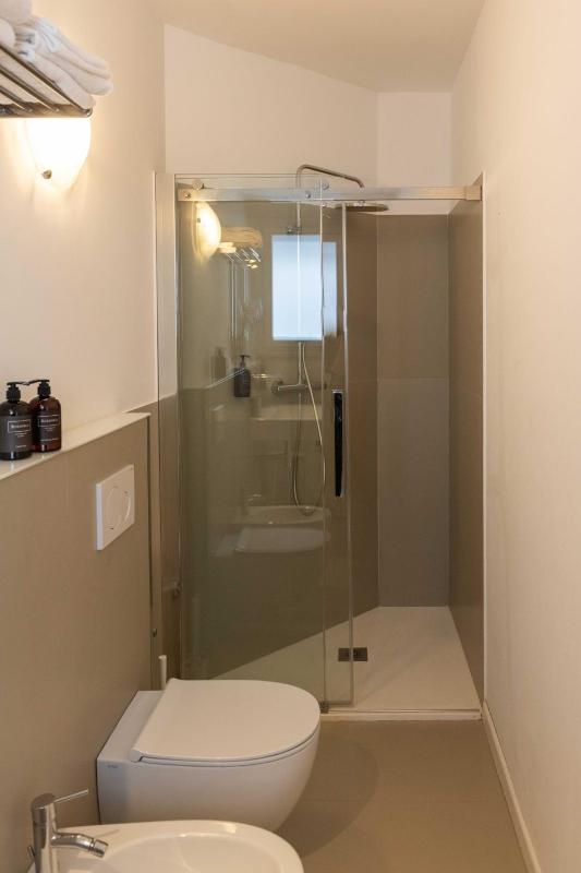 Double or Twin Room with Sea View image 3
