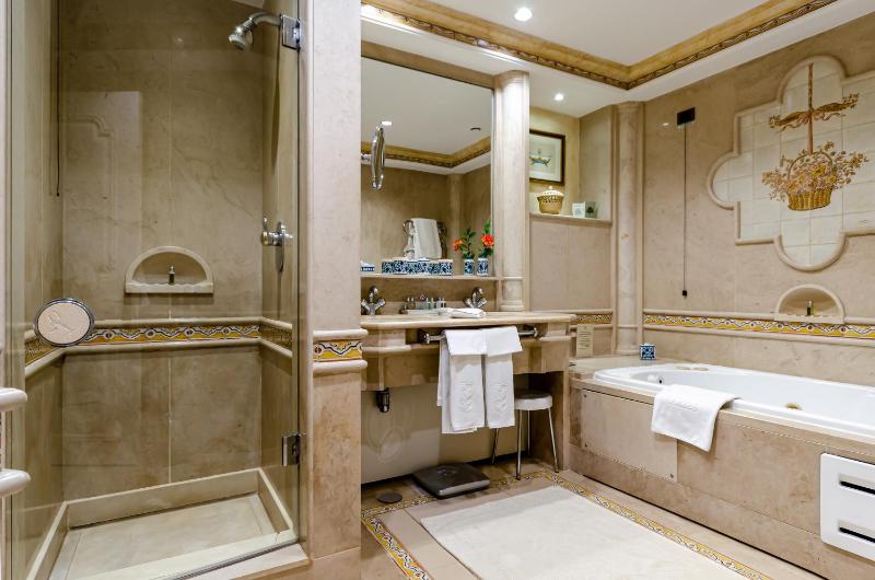 Garden Suite image 3