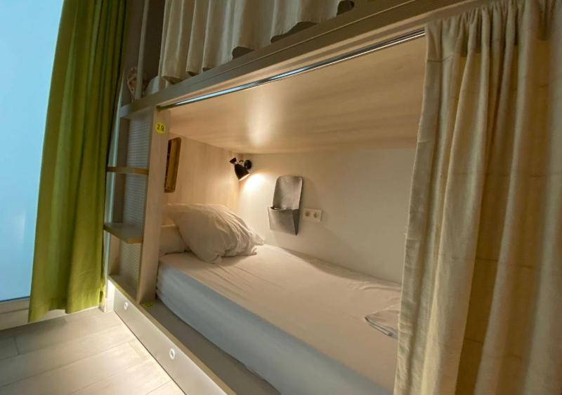 Bed in 10-Bed Mixed Dormitory Room image 4
