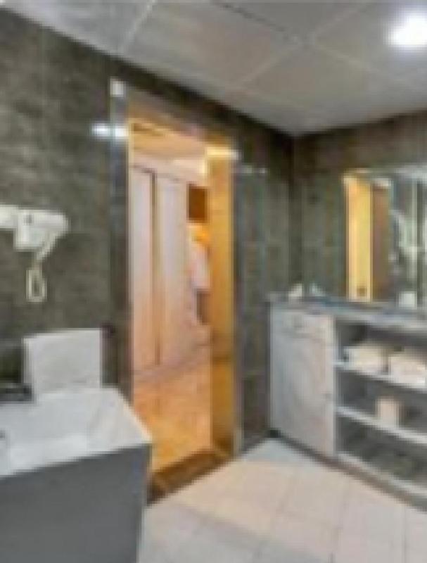 Deluxe Double Room with Sea View image 2
