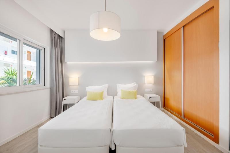 Superior Apartment image 4