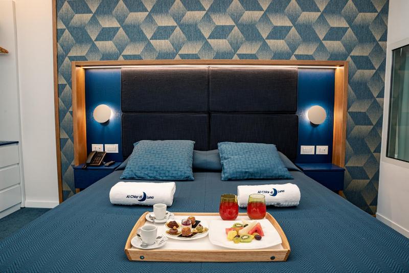 Superior Double Room image 3