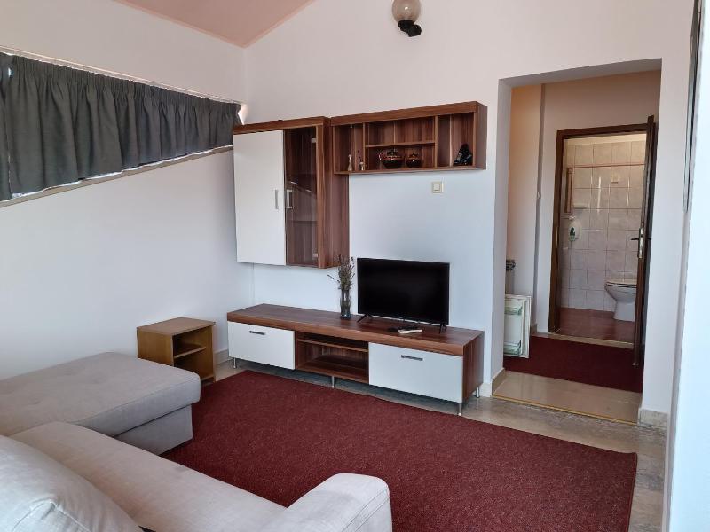 Hotel Holiday - image 35