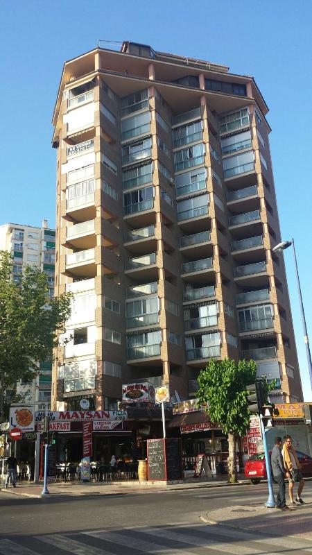 One-Bedroom Apartment image 3