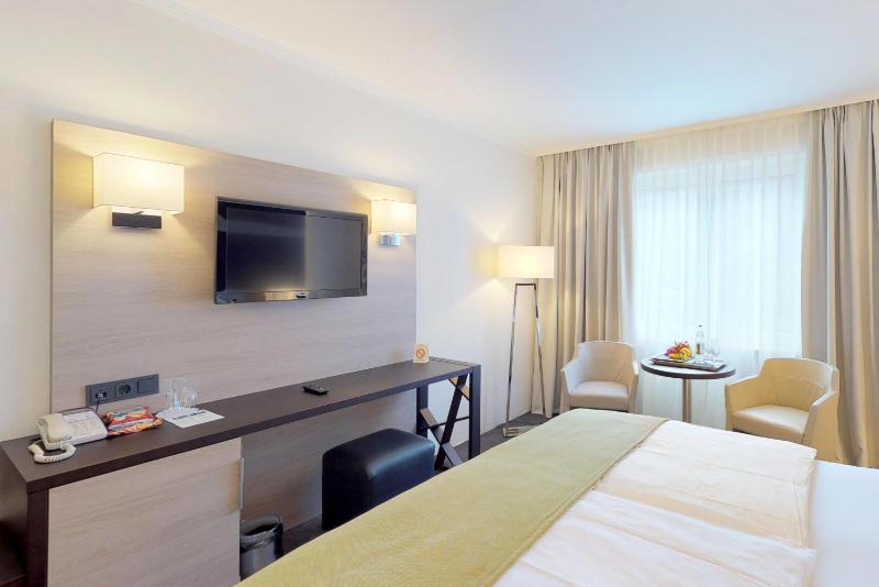 Comfort Double or Twin Room image 4