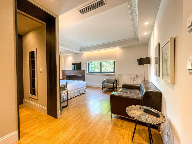 Junior Suite image 3