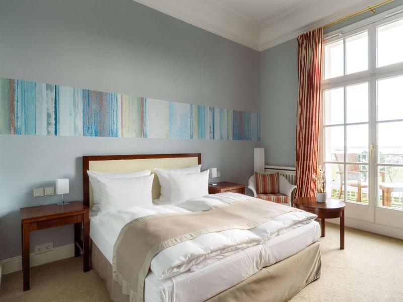 Double Room image 1