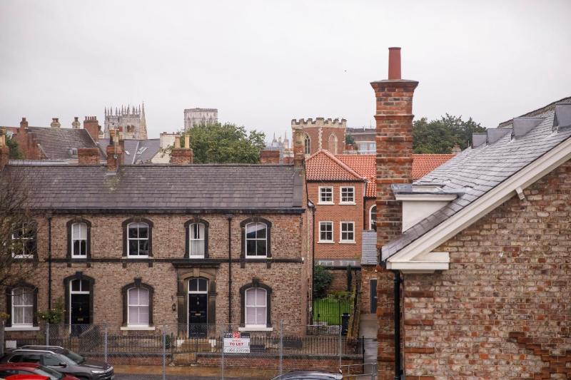 Apartment - Split Level image 2