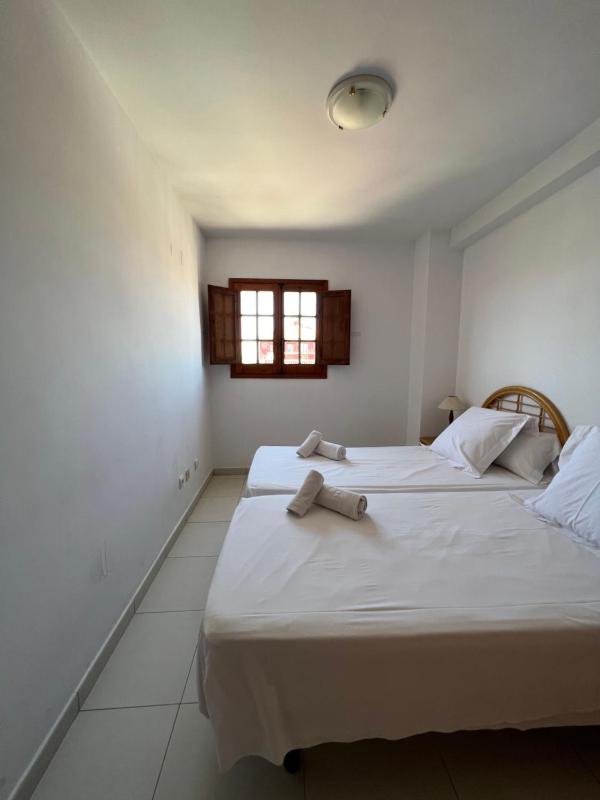 Three-Bedroom Apartment (6 Adults) image 3