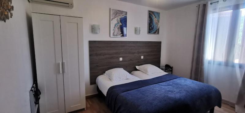 Twin Room - Upper Floor image 1