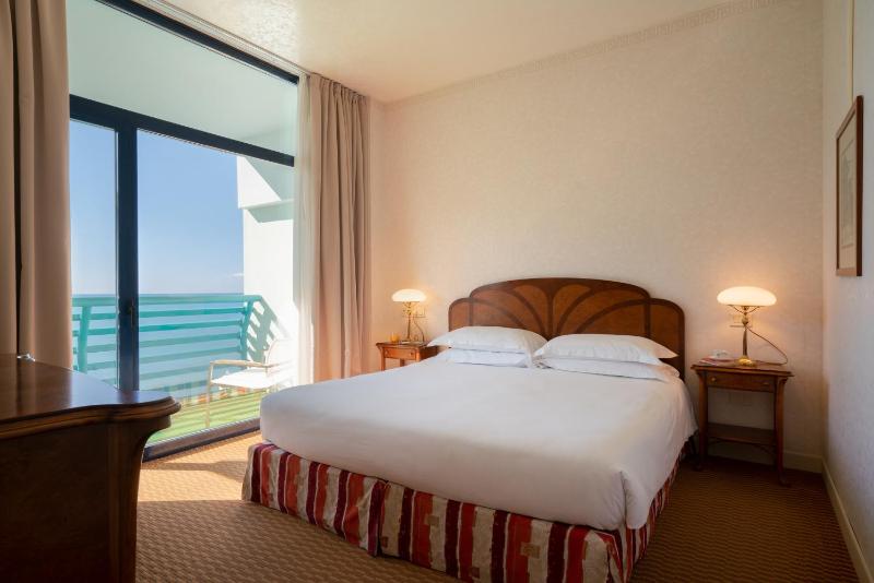 Grand Hotel Astoria - image 33