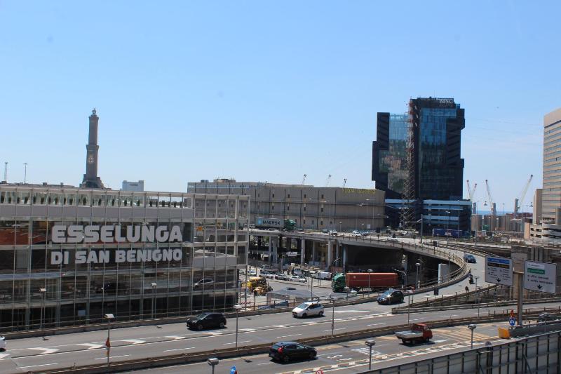 LA LANTERNA DI ANGELO rent rooms and apartments free parking on the street front - image 11