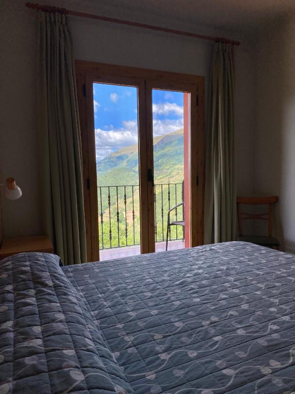 Double Room image 4