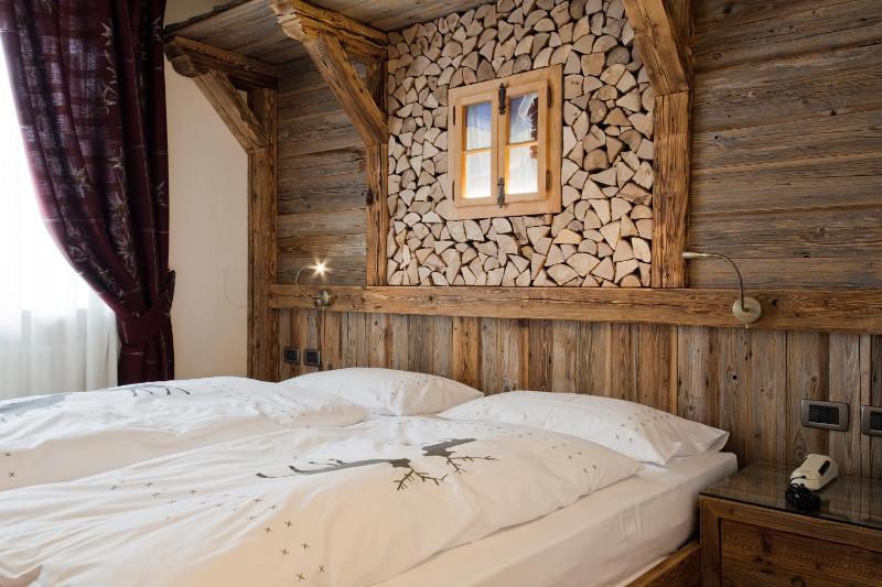 Superior Double or Twin Room with Mountain View image 2