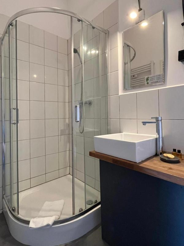 Deluxe Triple Room image 1