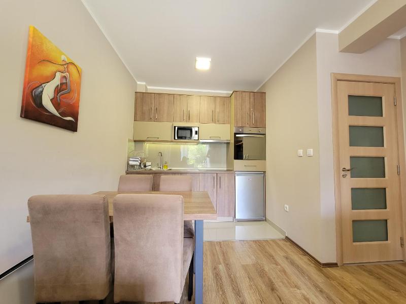 Simona Lux Apartment - image 9