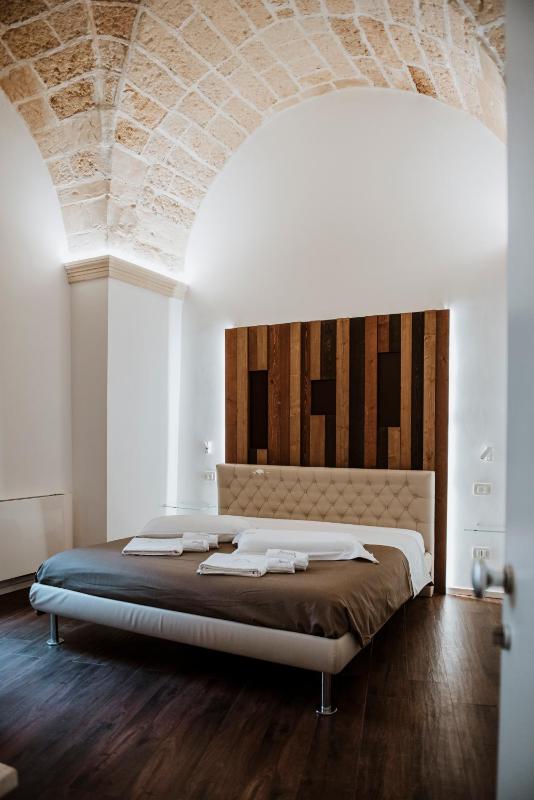 King Room image 2