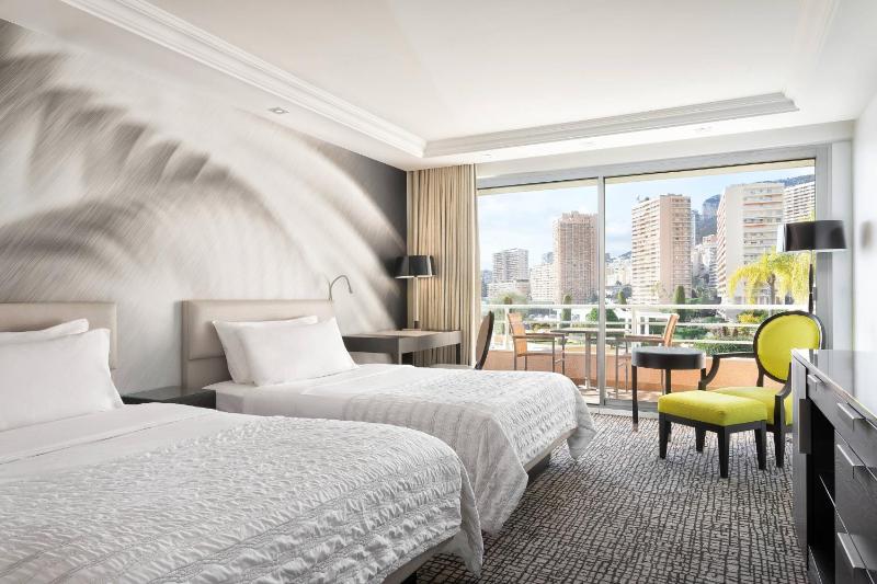 Deluxe, Guest room, 2 Double, Partial sea view, Balcony image 1