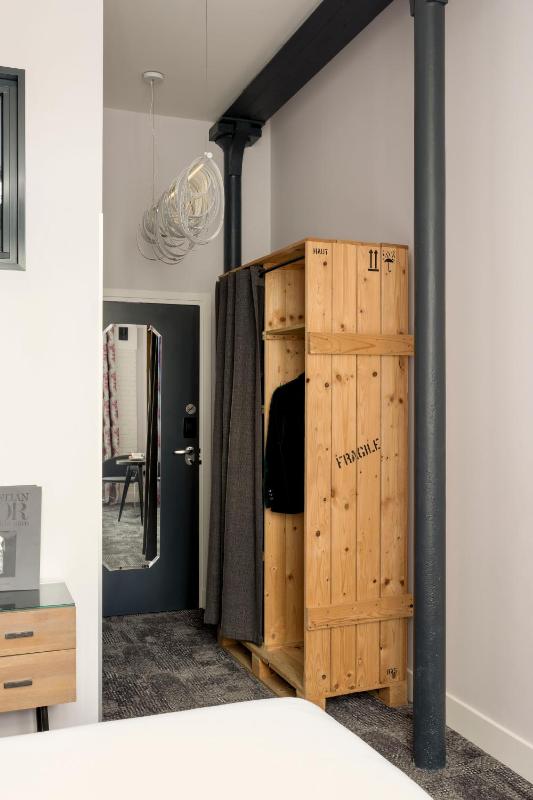 Superior Double or Twin Room image 3