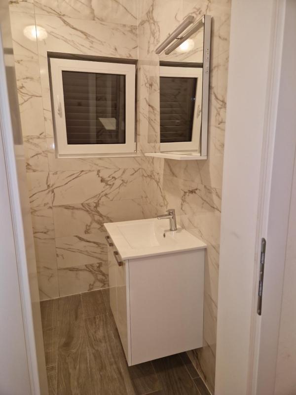 Double or Twin Room with Sea View image 4