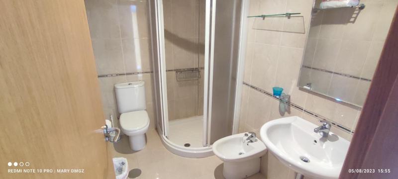 One-Bedroom Apartment image 2