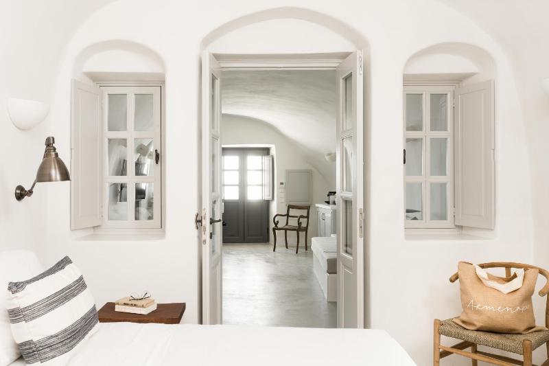 Cave Suite with Hammam image 3