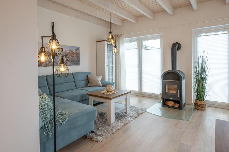 Ferienhaus Nordseeresort 48 Marschengrün Büsum - image 12