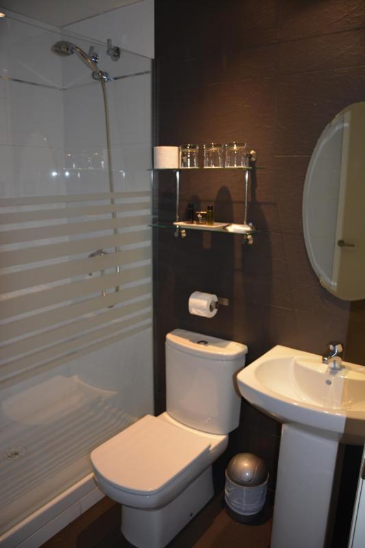 Superior Double or Twin Room with Terrace image 3