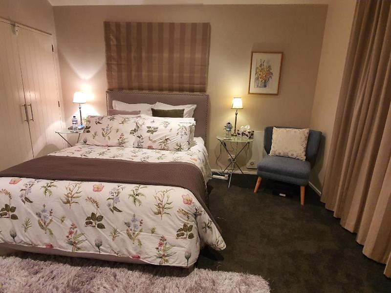 Haven Sanctuary Suite with Private Entrance - image 47
