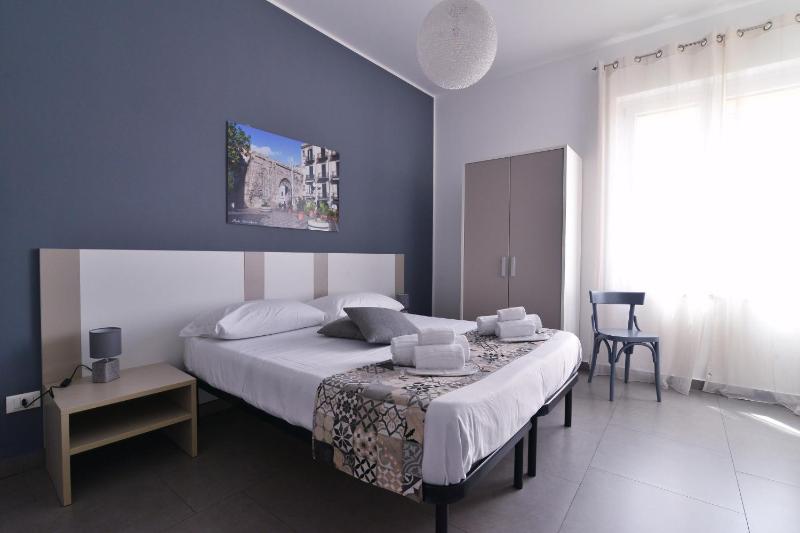 Double or Twin Room with Private Bathroom image 1